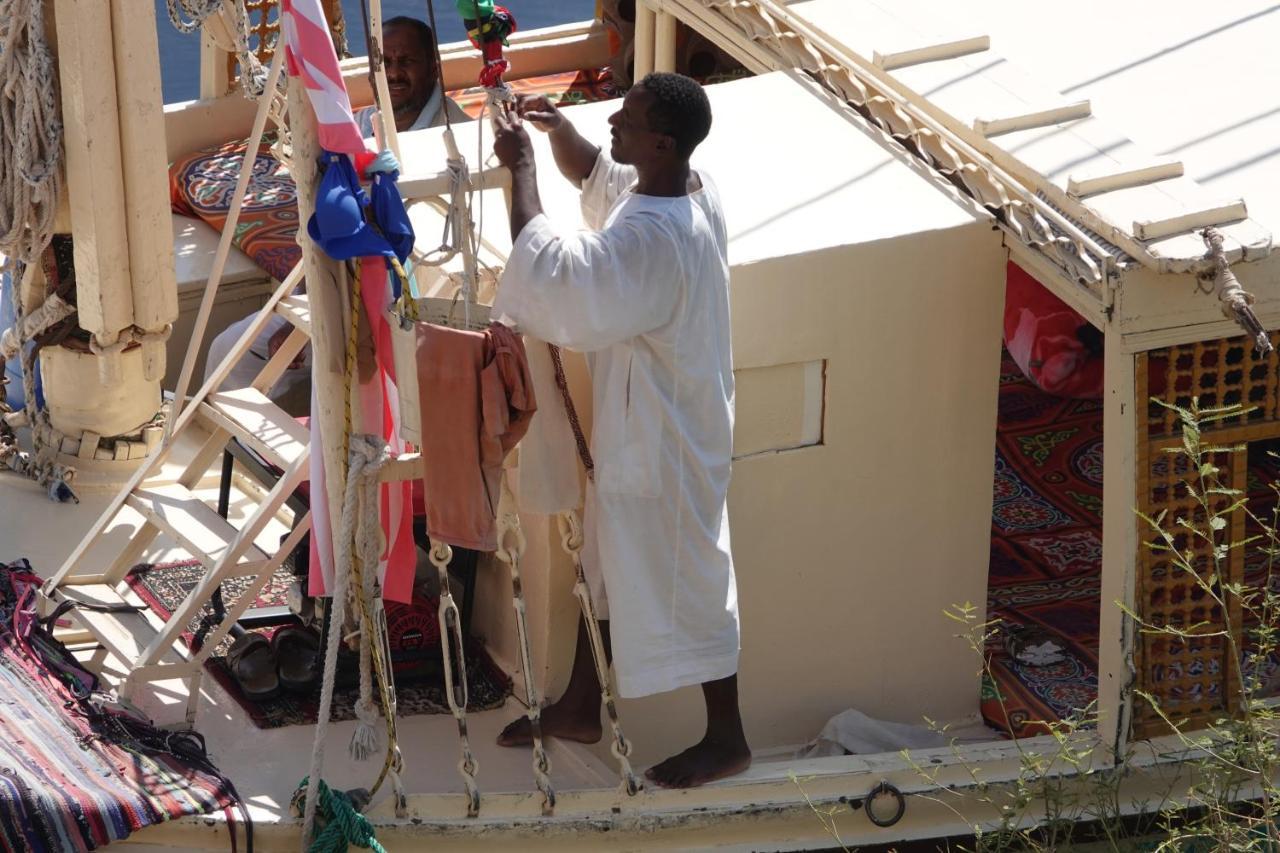 Jj Jamaica Felucca Hotel Aswan Luaran gambar